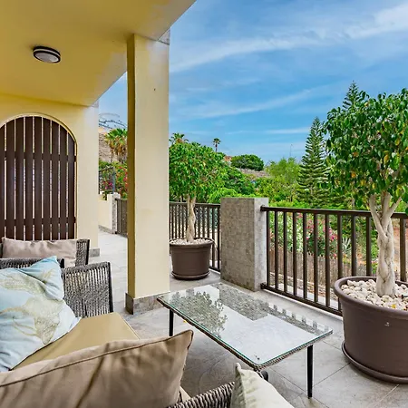 别墅 Natali ,luxury 3-levels Large On Tenerife, Ocean View, Private Poo L& Barbecue Area 阿德耶