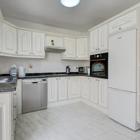 别墅 Natali ,luxury 3-levels Large On Tenerife, Ocean View, Private Poo L& Barbecue Area *