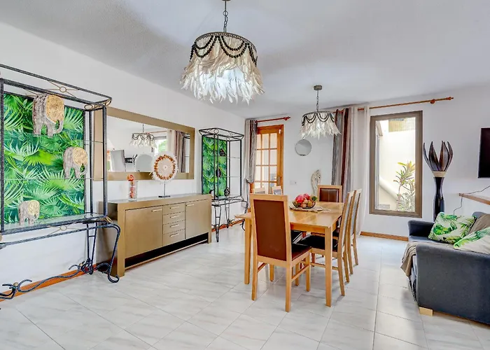 Villa Natali ,luxury 3-levels Large On Tenerife, Ocean View, Private Poo L& Barbecue Area Costa Adeje (Tenerife)