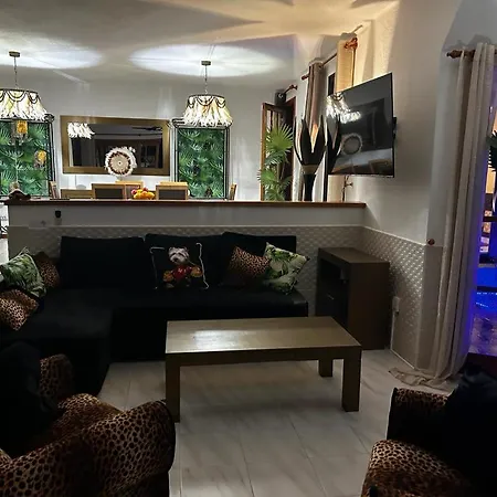 Villa Natali ,luxury 3-levels Large On Tenerife, Ocean View, Private Poo L& Barbecue Area Costa Adeje (Tenerife)