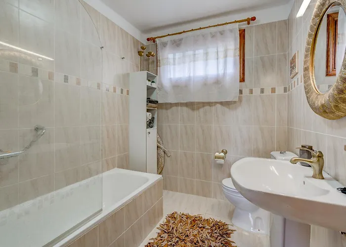 Willa Natali ,luxury 3-levels Large On Tenerife, Ocean View, Private Poo L& Barbecue Area *